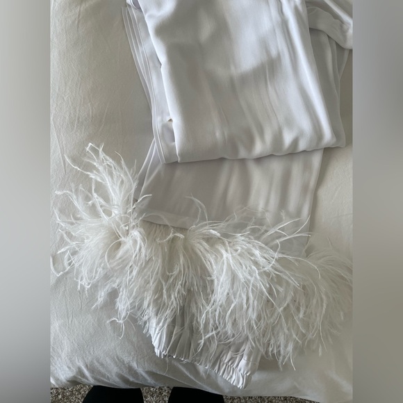 NWOT Sleeper Pajamas with Feathers - Picture 4 of 6